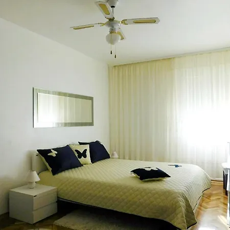 Apartamento With A Parking Space Dugi Rat, Omis - 8666