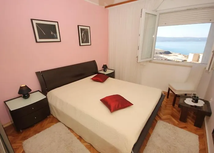 With A Parking Space Dugi Rat, Omis - 8666 Dugi Rat